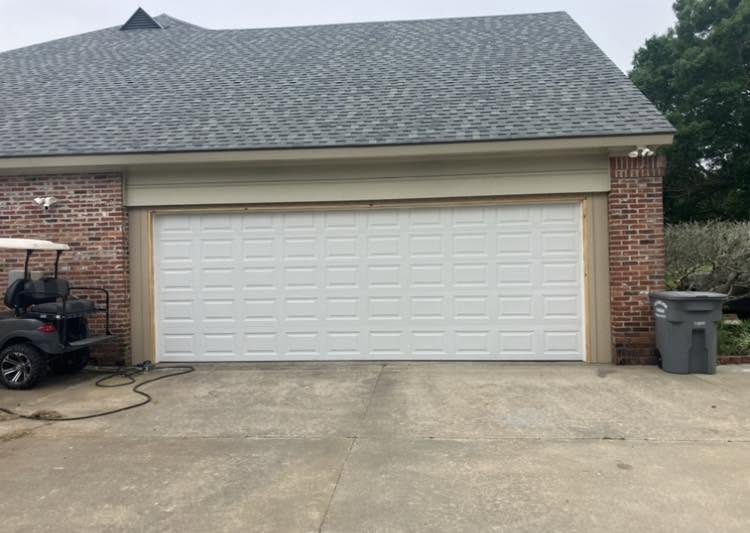 Residential garage door installed in Jacksonville